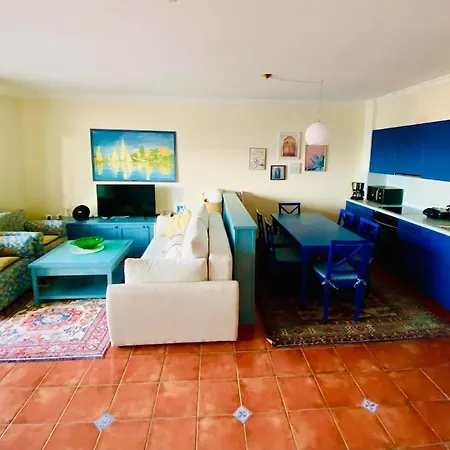 5 Star Luxury Sea View Terrace Skiper Apartment
