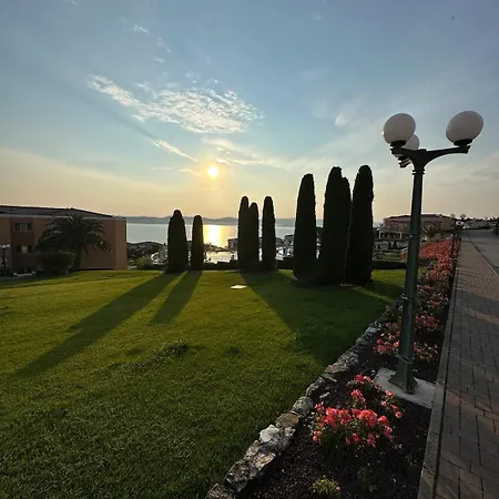 5 Star Luxury Sea View Terrace Skiper *