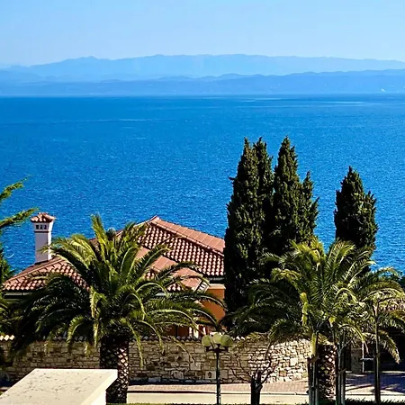 5 Star Luxury Sea View Terrace Skiper