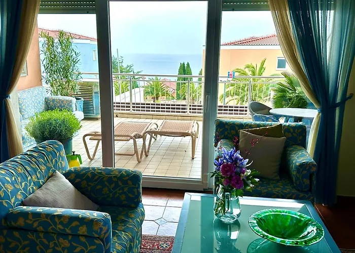 5 Star Luxury Sea View Terrace Skiper Apartament *